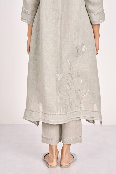 Buy Kaveri Grey 100% Linen Embroidered Crystal V Neck Dew Drops Floral Work Tunic Online at Aza Fashions Buy_Kaveri_Grey 100% Linen Embroidered Crystal V Neck Dew Drops Floral Work Tunic _Online_at_Aza_Fashions