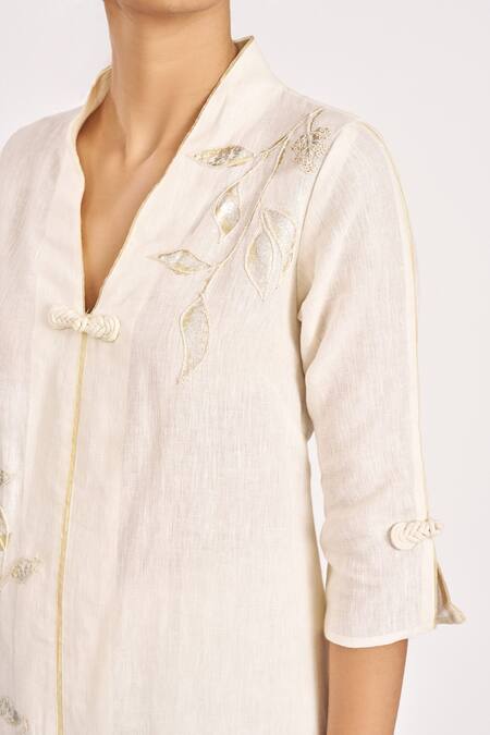 Buy_Kaveri_Off White 100% Linen Embroidered Thread Bamboo Grove Kurta And Pant Set  _Online_at_Aza_Fashions