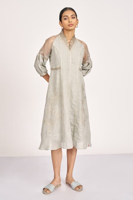 KAVERI Heart Strings Marie Embroidered Dress 