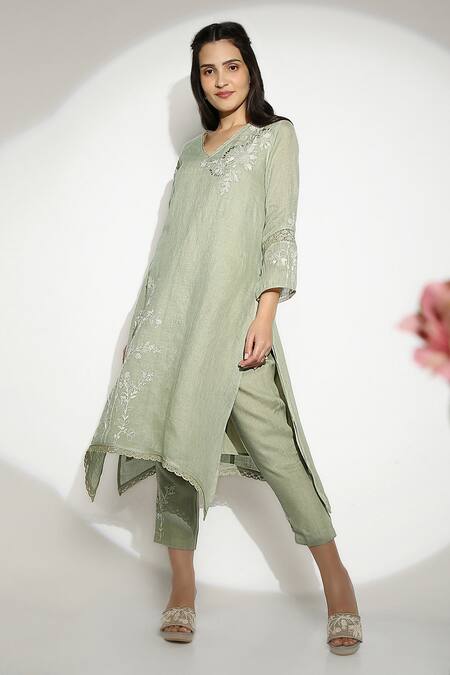 Kaveri_Green 100% Linen Embroidered Thread V Neck Fly Free Floral Tunic  _Online_at_Aza_Fashions