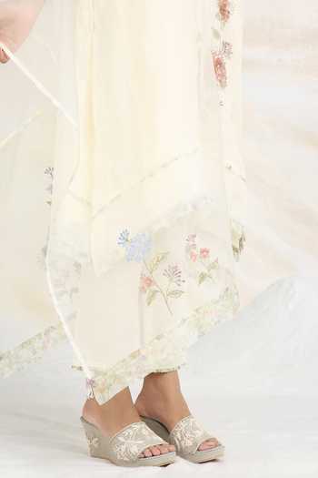 Buy_Kaveri_Off White Linen, Silk Organza Fringe, Fly Free Printed Kurta Pant Set _Online_at_Aza_Fashions