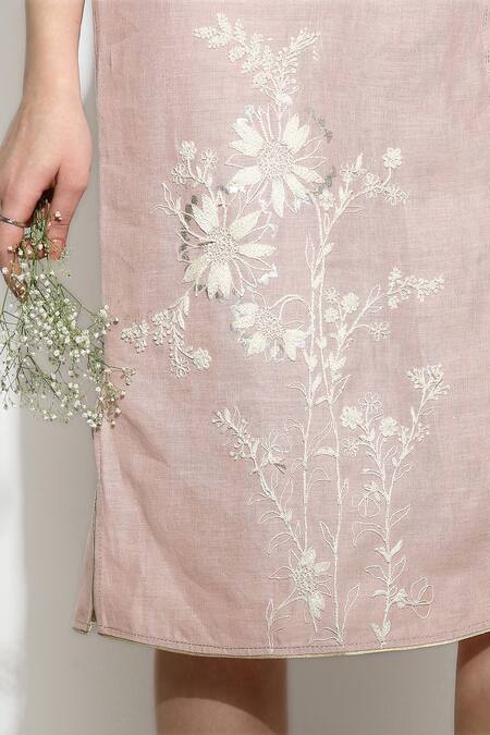 Buy Kaveri Pink Linen Embroidery Collared Wave Thread Shirt Dress Online at Aza Fashions Buy_Kaveri_Pink Linen Embroidery Collared Wave Thread Shirt Dress _Online_at_Aza_Fashions