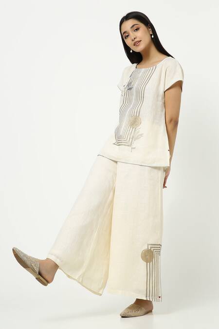 Shop_Kaveri_Off White Linen Embroidery, Zari Round Neck Leaf Embellished Top And Pant Set _Online_at_Aza_Fashions