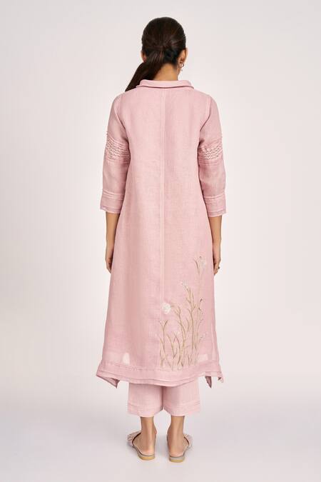 Kaveri_Pink 100% Linen Embroidery Thread Applique V Dew Drop Fly Free Tunic  _Online_at_Aza_Fashions