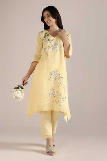 Shop_Kaveri_Yellow 100% Linen Printed Camelia Flower V Neck Fly Free Tunic  _Online_at_Aza_Fashions