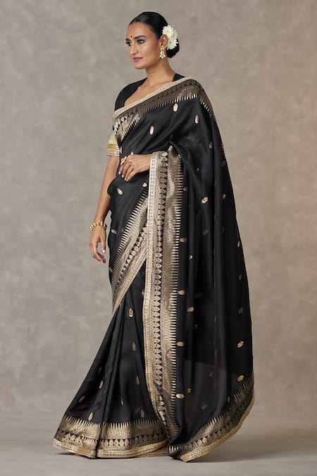 Shop_Masaba_Black Jacquard, Silk Haath Phool Pattern Saree With Unstitched Blouse Piece _Online_at_Aza_Fashions