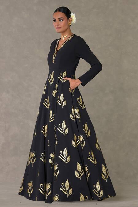 Masaba Black Neoprene Embroidery V-neck All In Bloom Leafy Print Gown Online at Aza Fashions Masaba_Black Neoprene Embroidery V-neck All In Bloom Leafy Print Gown_Online_at_Aza_Fashions