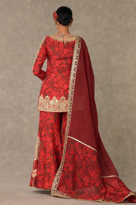 Shop Masaba Red Silk, Organza Embroidery Round Neck Gulmohar Print Kurta Sharara Set at Aza Fashions Shop_Masaba_Red Silk, Organza Embroidery Round Neck Gulmohar Print Kurta Sharara Set_at_Aza_Fashions