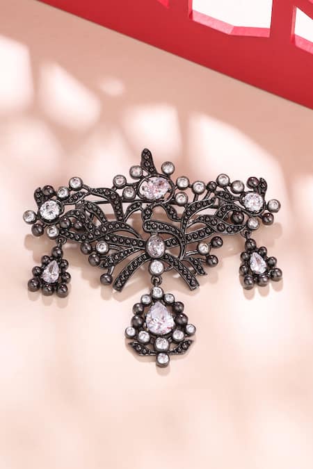 Cosa Nostraa Antique Wonder Carved Brooch 