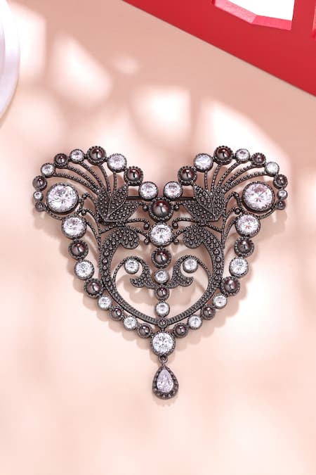 Cosa Nostraa Victorian Heart Embellished Brooch 