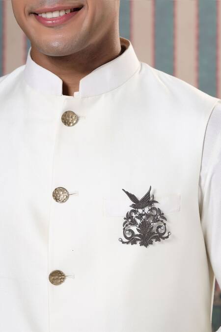 Cosa Nostraa_Grey Crystals Flora And Flight Embellished Brooch _Online_at_Aza_Fashions