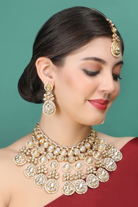 Buy Gold Plated Kundan Embellished Choker Necklace Set By Auraa Trends