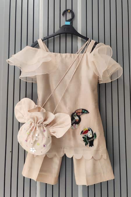 House Of Tushaom Bird Embroidered Kurta Set 