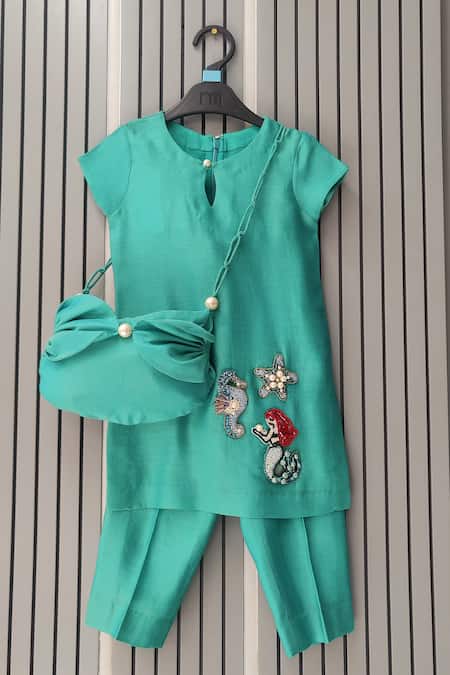 Buy_House Of Tushaom_Green Chanderi Silk Sequins, Pearls Mermaid Embroidered Kurta And Pant Set _Online_at_Aza_Fashions
