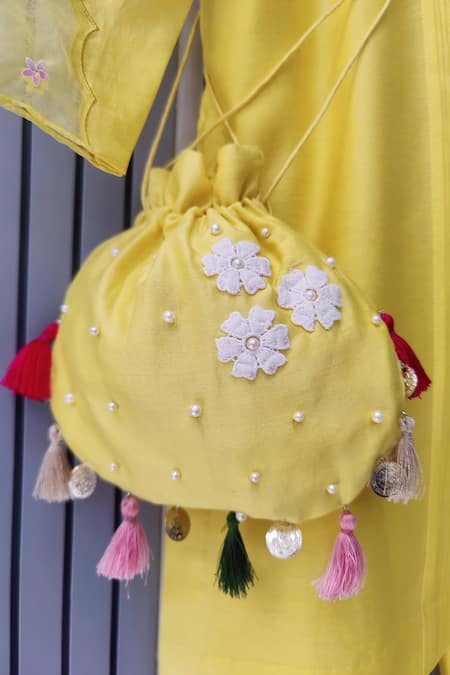 Buy_House Of Tushaom_Yellow Chanderi Silk, Net Beads, Embroidery, Tassels Hand Kurta Set _Online_at_Aza_Fashions