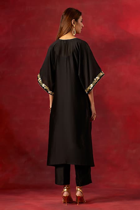 Anantaa By Roohi Resham Work Yoke Kaftan Pant Set 