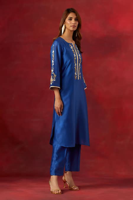 Buy_Anantaa By Roohi_Blue Silk, Chanderi Sequins, Beads Round Neck Embroidered Yoke Kurta And Pant Set _Online_at_Aza_Fashions