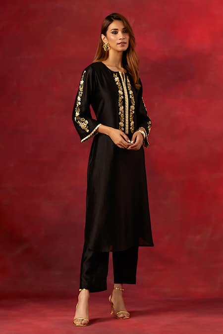 Shop_Anantaa By Roohi_Black Silk, Chanderi Sequins, Beads Round Neck Resham Work Yoke Kurta And Pant Set _Online_at_Aza_Fashions