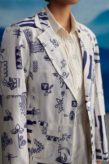 Buy Ahmev Ivory Chanderi, Cotton Embroidery Collared Harmony Patchwork Printed Jacket Online at Aza Fashions Buy_Ahmev_Ivory Chanderi, Cotton Embroidery Collared Harmony Patchwork Printed Jacket _Online_at_Aza_Fashions