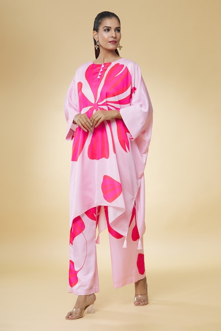 Naintara Bajaj Pink Modal Satin Floral Hibuscus Infused Ensemble Pattern Kaftan Top And Pant Set