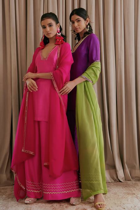 Harshita Singhvi Pink Silk, Organza, Crepe Mirrors, Embroidery V-neck Kurta Palazzo Set at Aza Fashions Harshita Singhvi_Pink Silk, Organza, Crepe Mirrors, Embroidery V-neck Kurta Palazzo Set _at_Aza_Fashions