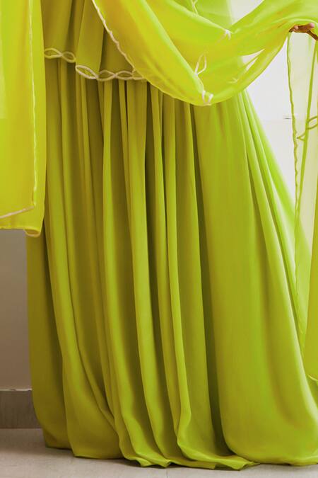 Harshita Singhvi Green Crepe, Organza Embroidery V-neck Hand Kurta Palazzo Set Online at Aza Fashions Harshita Singhvi_Green Crepe, Organza Embroidery V-neck Hand Kurta Palazzo Set_Online_at_Aza_Fashions