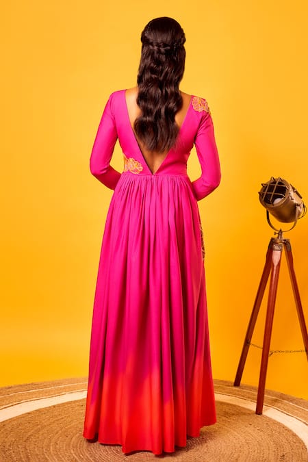 Shop Harshita Singhvi Pink Crepe, Chiffon Cut Work V-neck Hand Embroidered Anarkali With Dupatta at Aza Fashions Shop_Harshita Singhvi_Pink Crepe, Chiffon Cut Work V-neck Hand Embroidered Anarkali With Dupatta _at_Aza_Fashions