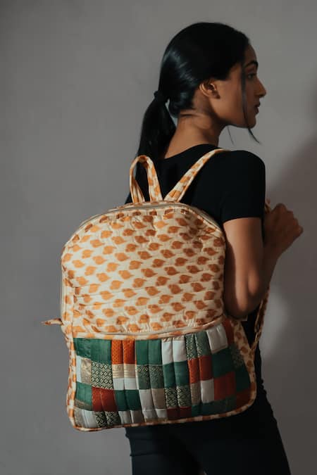 Riti Reshma Grande Self Design Backpack 