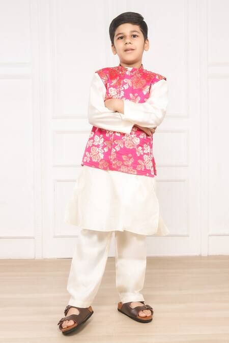 Shop_Pinkcow designs pvt ltd_Pink Brocade, Taffeta Embroidery Floral Pattern Bundi Kurta Set _Online_at_Aza_Fashions