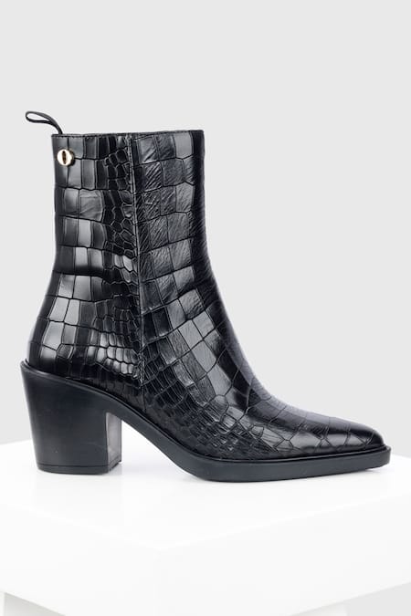 Shop_Oroh_Black Alava Textured Block Heel Ankle Boots _at_Aza_Fashions