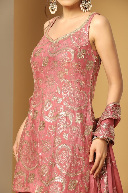 Shop Meenagurnam Pink Chiffon Sequins Polo Collar Paisley Bloom Embroidered Kurta Sharara Set Online at Aza Fashions Shop_Meenagurnam_Pink Chiffon Sequins Polo Collar Paisley Bloom Embroidered Kurta Sharara Set _Online_at_Aza_Fashions