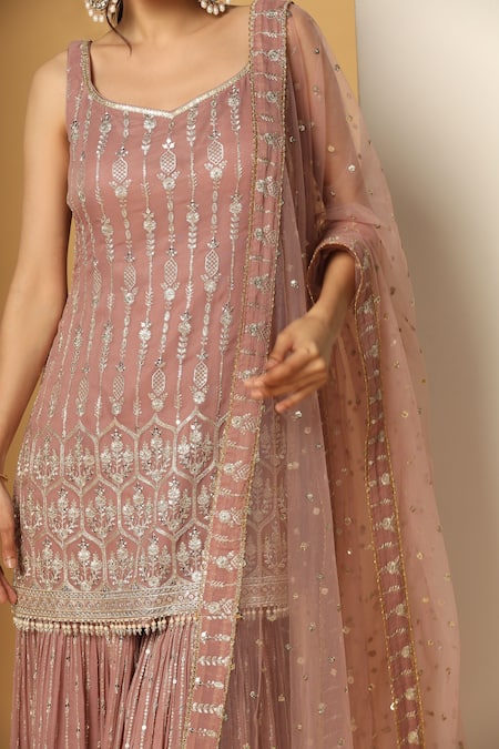 Meenagurnam_Pink Georgette, Net Sequins, Zari Round Neck Work Kurta Set _at_Aza_Fashions