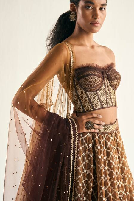 Buy Cedar & Pine Brown Organza, Tulle Sequins Sweetheart Floral Embroidered Ombre Lehenga Set Online at Aza Fashions Buy_Cedar & Pine_Brown Organza, Tulle Sequins Sweetheart Floral Embroidered Ombre Lehenga Set _Online_at_Aza_Fashions
