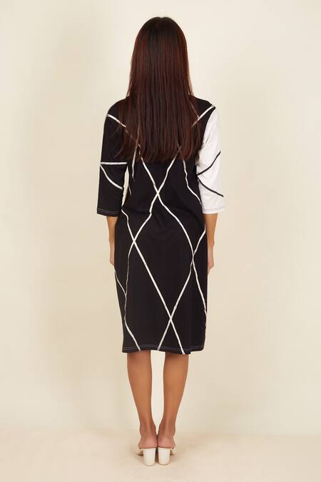 Buy Banana Labs Black Cotton V-neck Friction Hand Block Print Kurta Pant Set Online at Aza Fashions Buy_Banana Labs_Black Cotton V-neck Friction Hand Block Print Kurta Pant Set _Online_at_Aza_Fashions