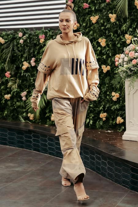 Shop Banana Labs Beige Cotton Hand Block Print Hoodie And Pant Set at Aza Fashions Shop_Banana Labs_Beige Cotton Hand Block Print Hoodie And Pant Set _at_Aza_Fashions