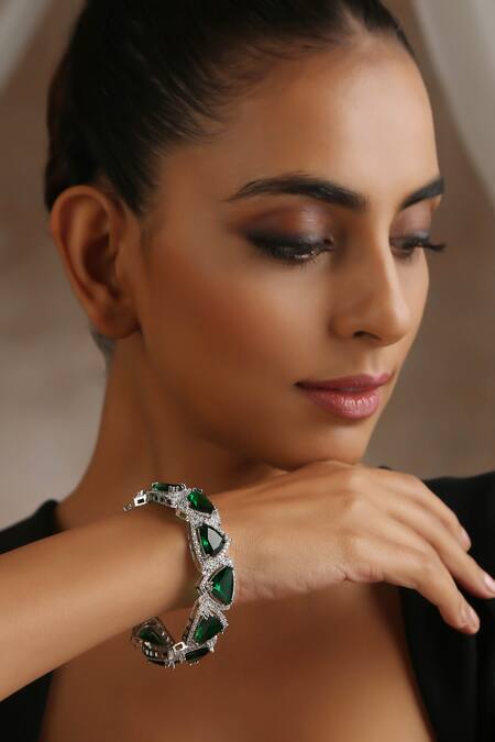 Buy_Swabhimann_Emerald Green Zari Zirconia Embellished Bangle _Online_at_Aza_Fashions