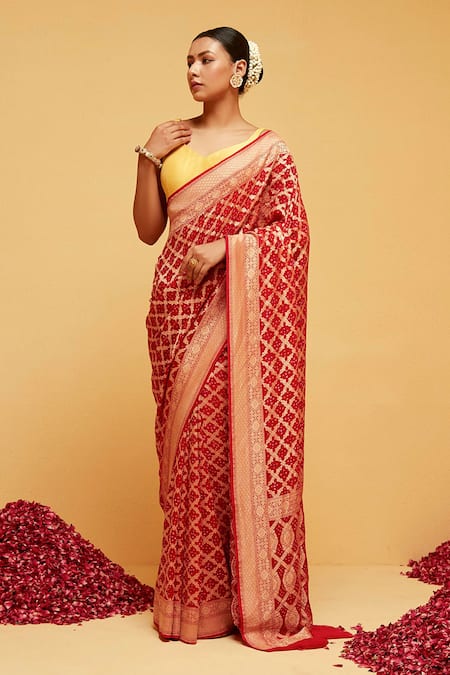 Suruchi Parakh Red Georgette Embroidery Floral Vine Banarasi Woven Saree With Running Blouse Online at Aza Fashions Suruchi Parakh_Red Georgette Embroidery Floral Vine Banarasi Woven Saree With Running Blouse_Online_at_Aza_Fashions