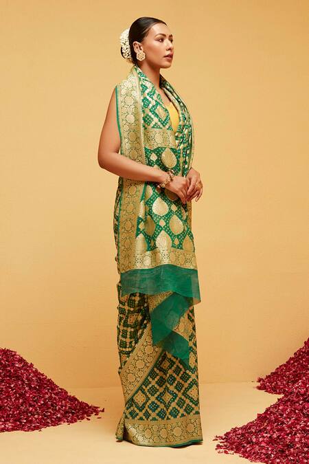 Buy_Suruchi Parakh_Green Georgette Embroidery Bloom Banarasi Woven Saree With Running Blouse_Online_at_Aza_Fashions