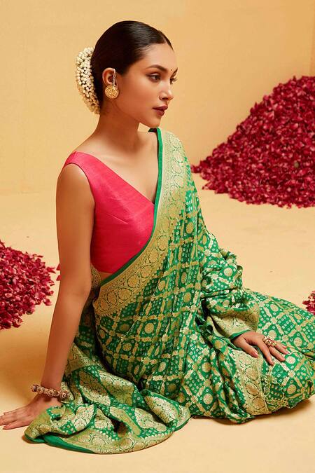 Suruchi Parakh_Green Georgette Embroidery Diamond Woven Banarasi Saree With Running Blouse_at_Aza_Fashions