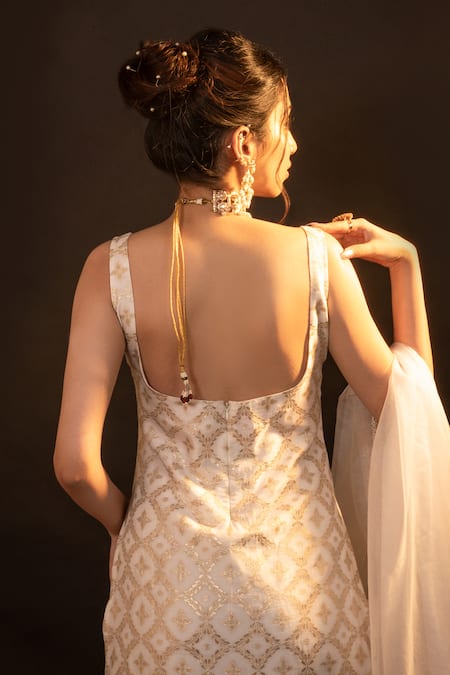 Monk & Mei By Sonia Anand_White Brocade, Chiffon Pearls Square Neck Eloise Checkered Woven Kurta Set _at_Aza_Fashions