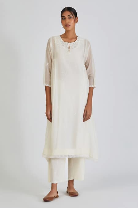 Lajjoo C Binti Ditsy Embroidered Kurta With Palazzo 