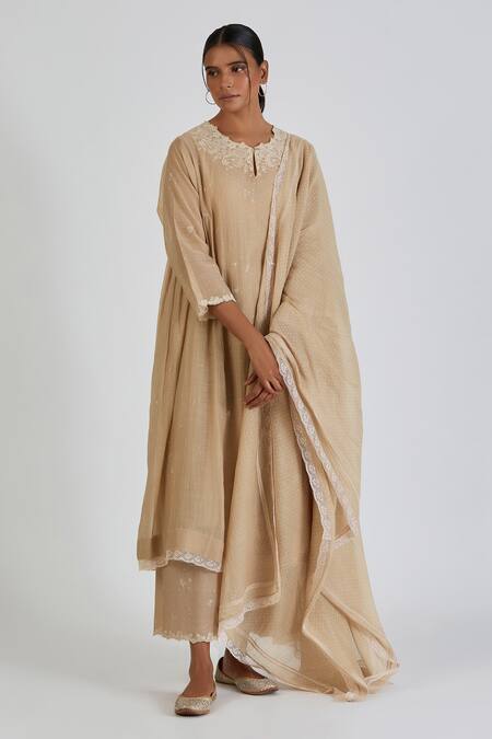 Shop Lajjoo C Beige Chanderi Embroidery Fleur Round Neck Binti Ditsy Daisy Kurta With Palazzo Online at Aza Fashions Shop_Lajjoo C_Beige Chanderi Embroidery Fleur Round Neck Binti Ditsy Daisy Kurta With Palazzo _Online_at_Aza_Fashions