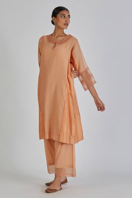 Lajjoo C Peach Chanderi Print Dots Round Najma Resham Embroidered Kurta With Palazzo at Aza Fashions Lajjoo C_Peach Chanderi Print Dots Round Najma Resham Embroidered Kurta With Palazzo _at_Aza_Fashions