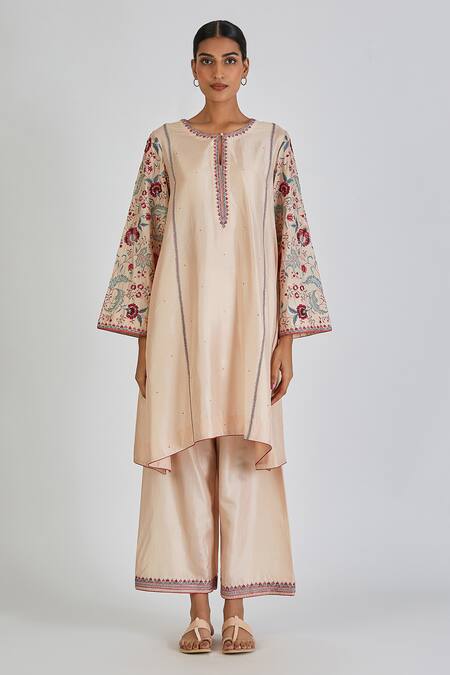 Lajjoo C_Ivory Silk Embroidery Chintz Blossom Round Neck Revti Kurta With Palazzo _Online_at_Aza_Fashions