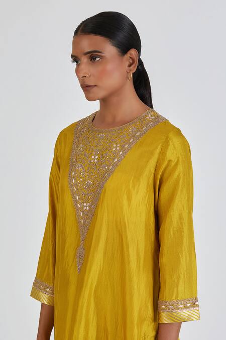 Lajjoo C Yellow Silk Embroidery Zardozi Round Amisha Mughal Fleur Kurta With Palazzo Online at Aza Fashions Lajjoo C_Yellow Silk Embroidery Zardozi Round Amisha Mughal Fleur Kurta With Palazzo _Online_at_Aza_Fashions