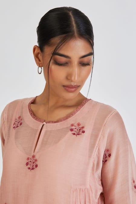 Lajjoo C Pink Chanderi Embroidery Wildflora Round Neck Parisa Kurta With Palazzo Online at Aza Fashions Lajjoo C_Pink Chanderi Embroidery Wildflora Round Neck Parisa Kurta With Palazzo _Online_at_Aza_Fashions