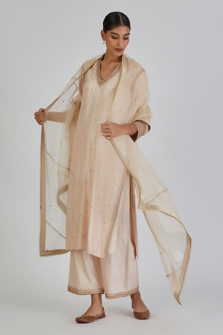Shop Lajjoo C Ivory Silk Embroidered Zardozi V-neck Neva Kurta With Pant Online at Aza Fashions Shop_Lajjoo C_Ivory Silk Embroidered Zardozi V-neck Neva Kurta With Pant _Online_at_Aza_Fashions