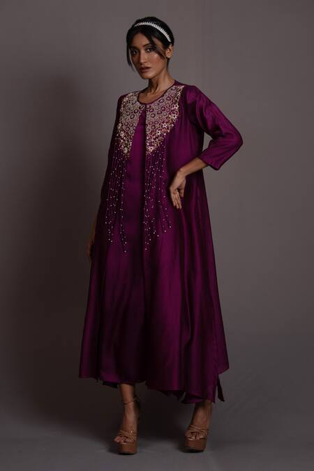 Vara By Vibha N Priti Purple Silk Chanderi Embroidered Thread Round A-line Floral Tunic With Inner Online at Aza Fashions Vara By Vibha N Priti_Purple Silk Chanderi Embroidered Thread Round A-line Floral Tunic With Inner _Online_at_Aza_Fashions