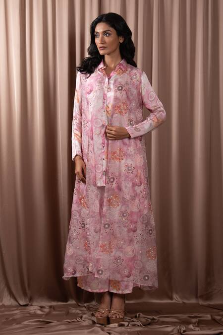 Vara By Vibha N Priti Pink Organza Embroidered Pearl Collared Sequin And Cape Kurta Set Online at Aza Fashions Vara By Vibha N Priti_Pink Organza Embroidered Pearl Collared Sequin And Cape Kurta Set _Online_at_Aza_Fashions