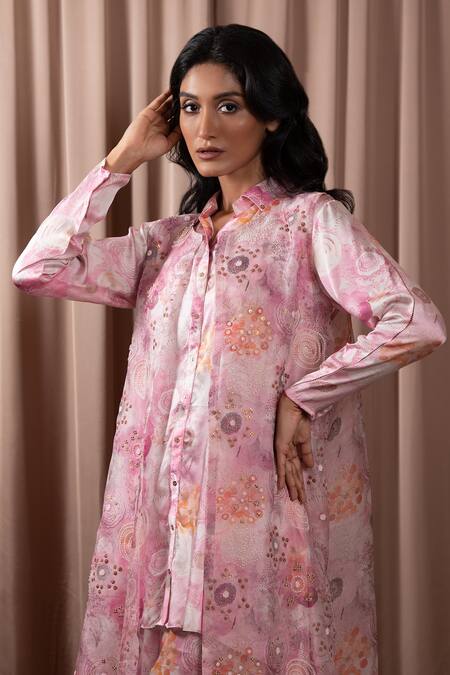 Shop Vara By Vibha N Priti Pink Organza Embroidered Pearl Collared Sequin And Cape Kurta Set Online at Aza Fashions Shop_Vara By Vibha N Priti_Pink Organza Embroidered Pearl Collared Sequin And Cape Kurta Set _Online_at_Aza_Fashions